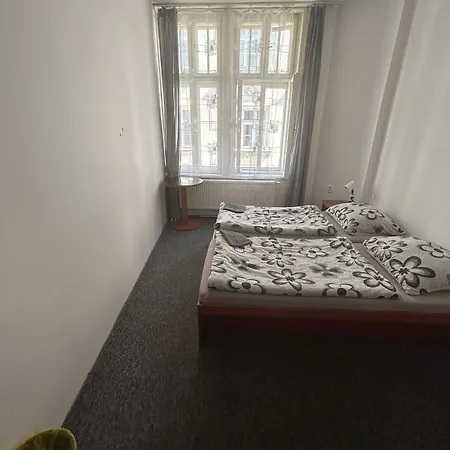 Loftel V Centru Ostravy 게스트하우스 오스트라바